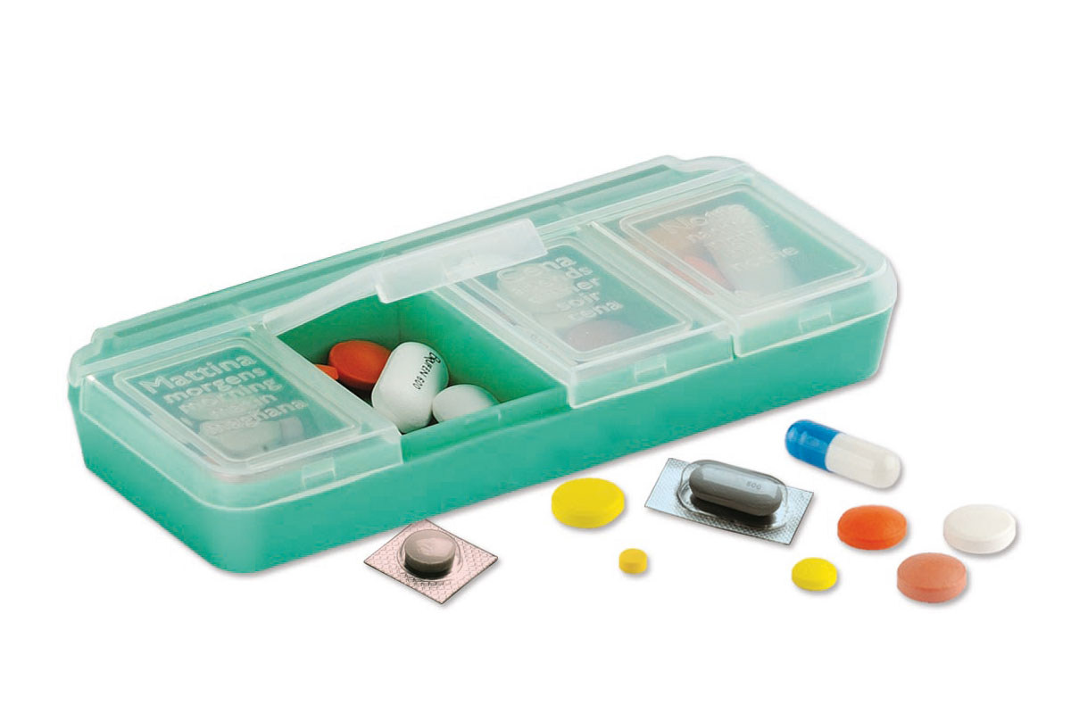 Portapillole giornaliero portapillole con varietà di pillole e supplemento  primo piano settimanale dell'organizzatore della pillola